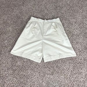 3/30 Ralph Lauren golf shorts